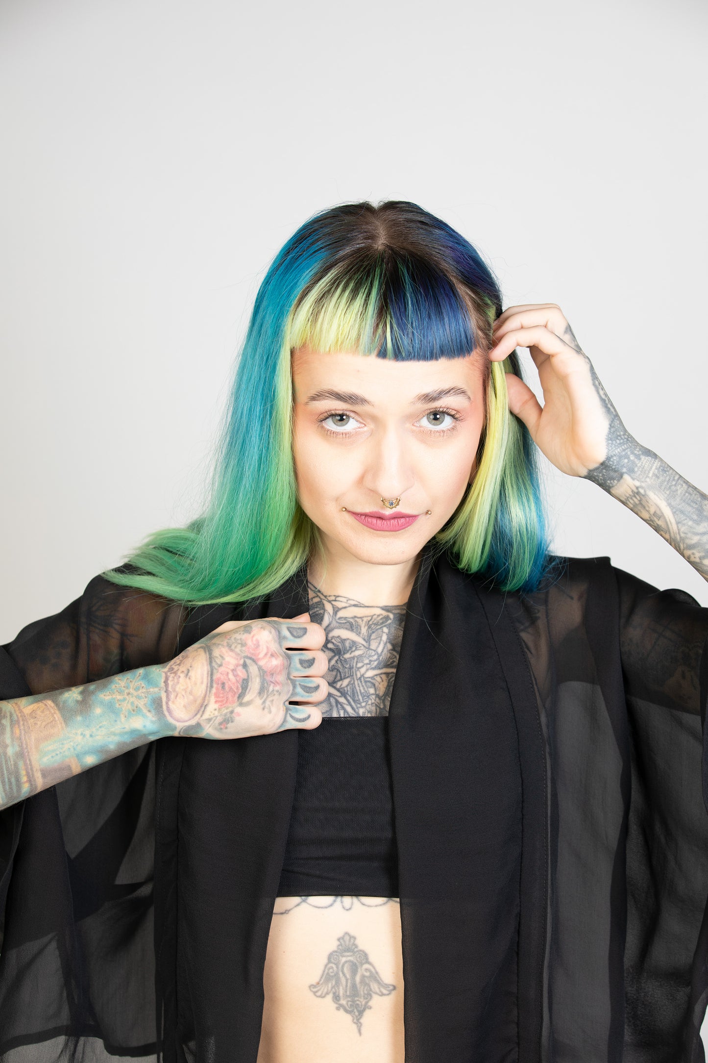 OPAQUE_ crop kimono