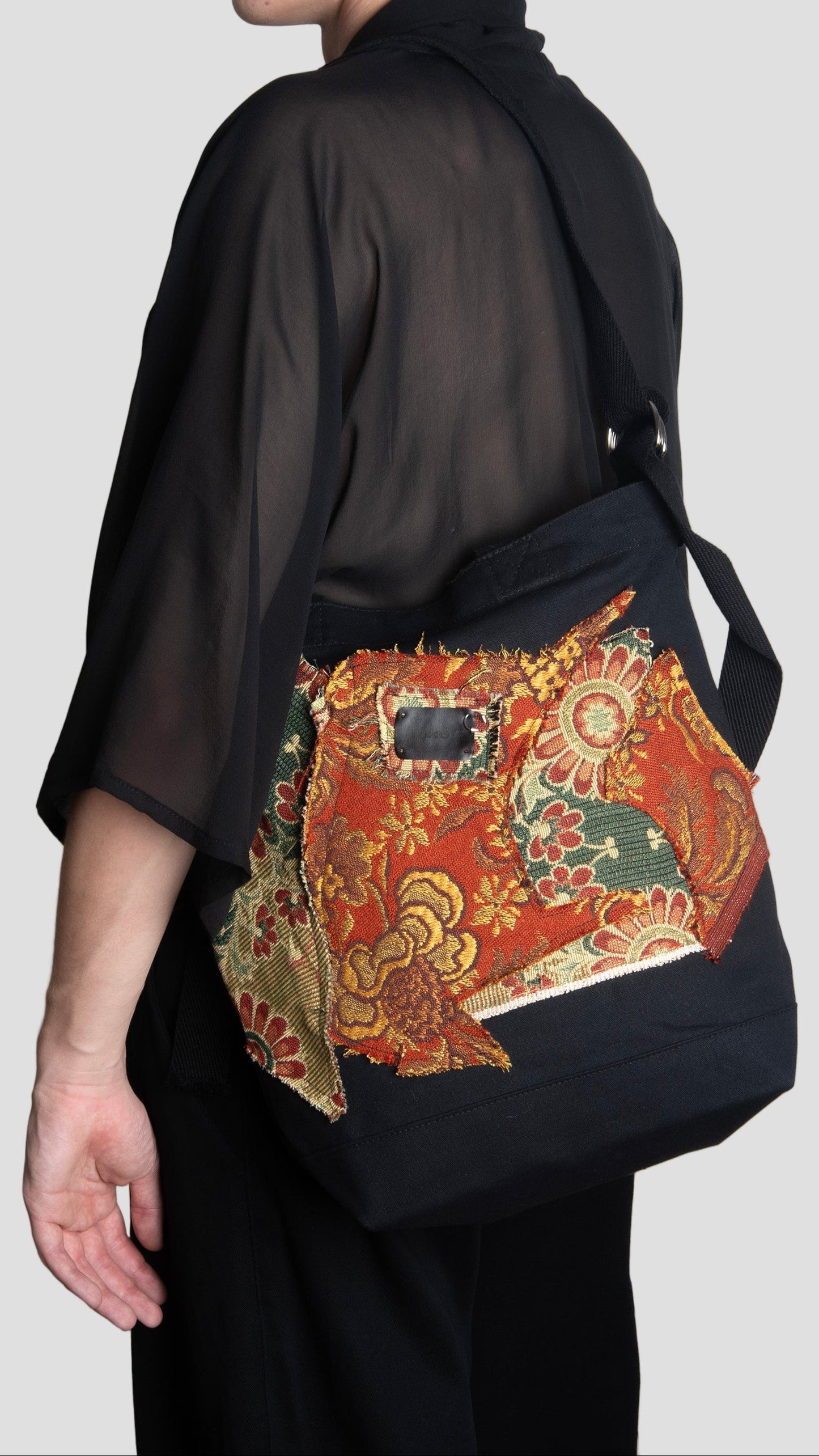 EGYÉNI WORKSHOP_ textil kollázs oldaltáska