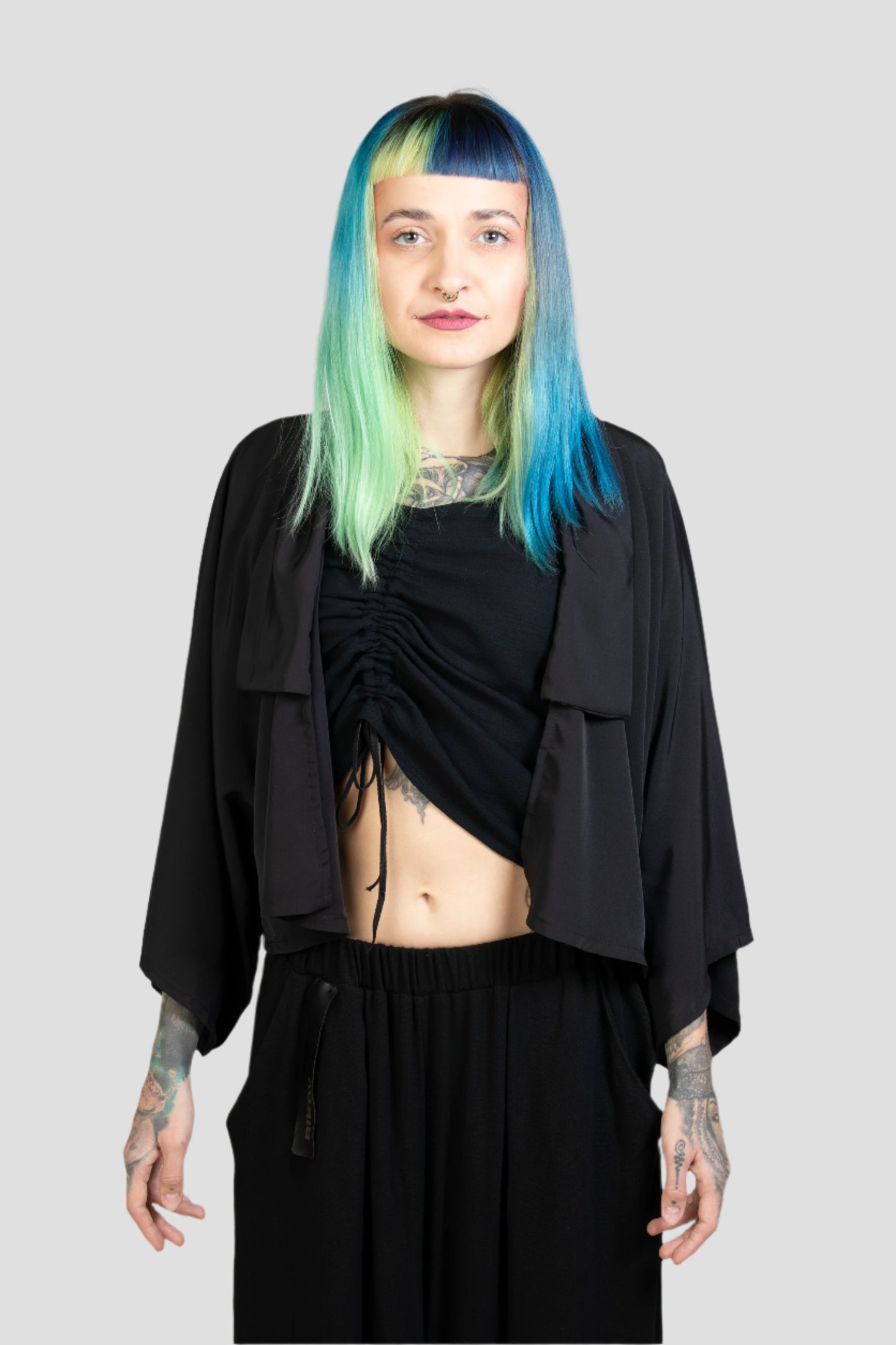 BLACK_crop kimono