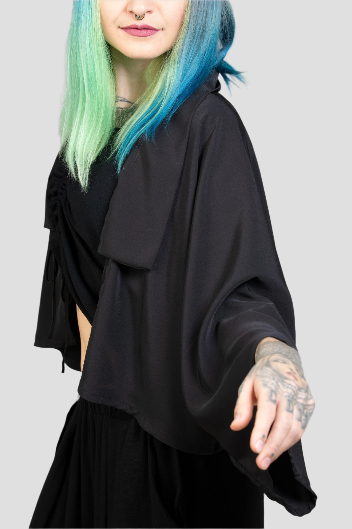 BLACK_crop kimono