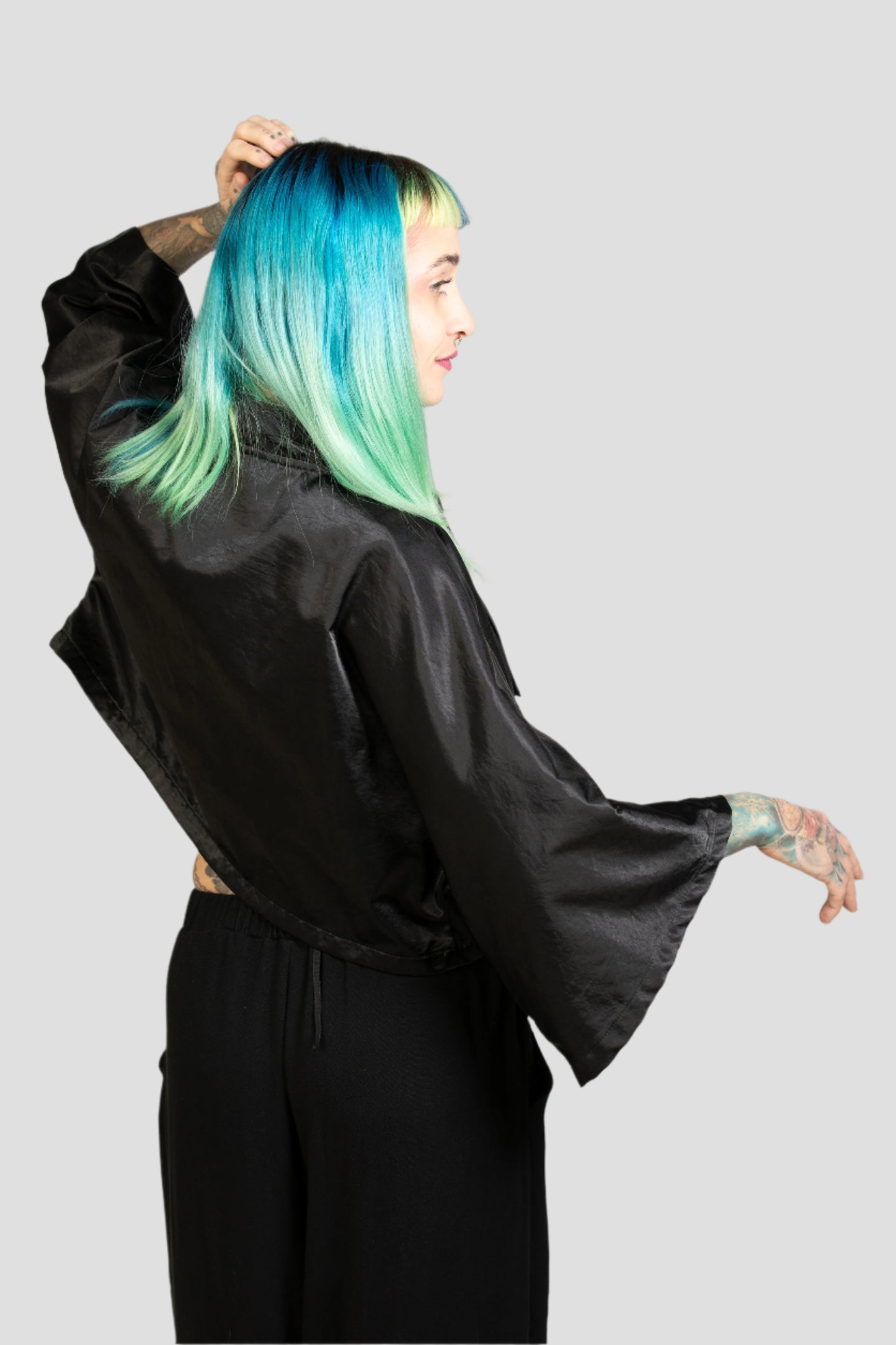 SATIN_ crop kimono