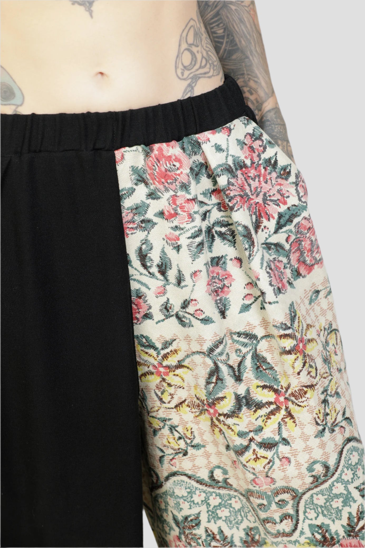 FLORAL_shorts