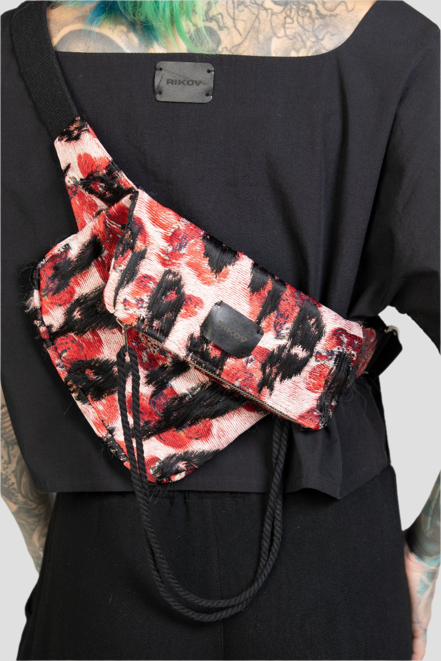 THREADS_belt bag