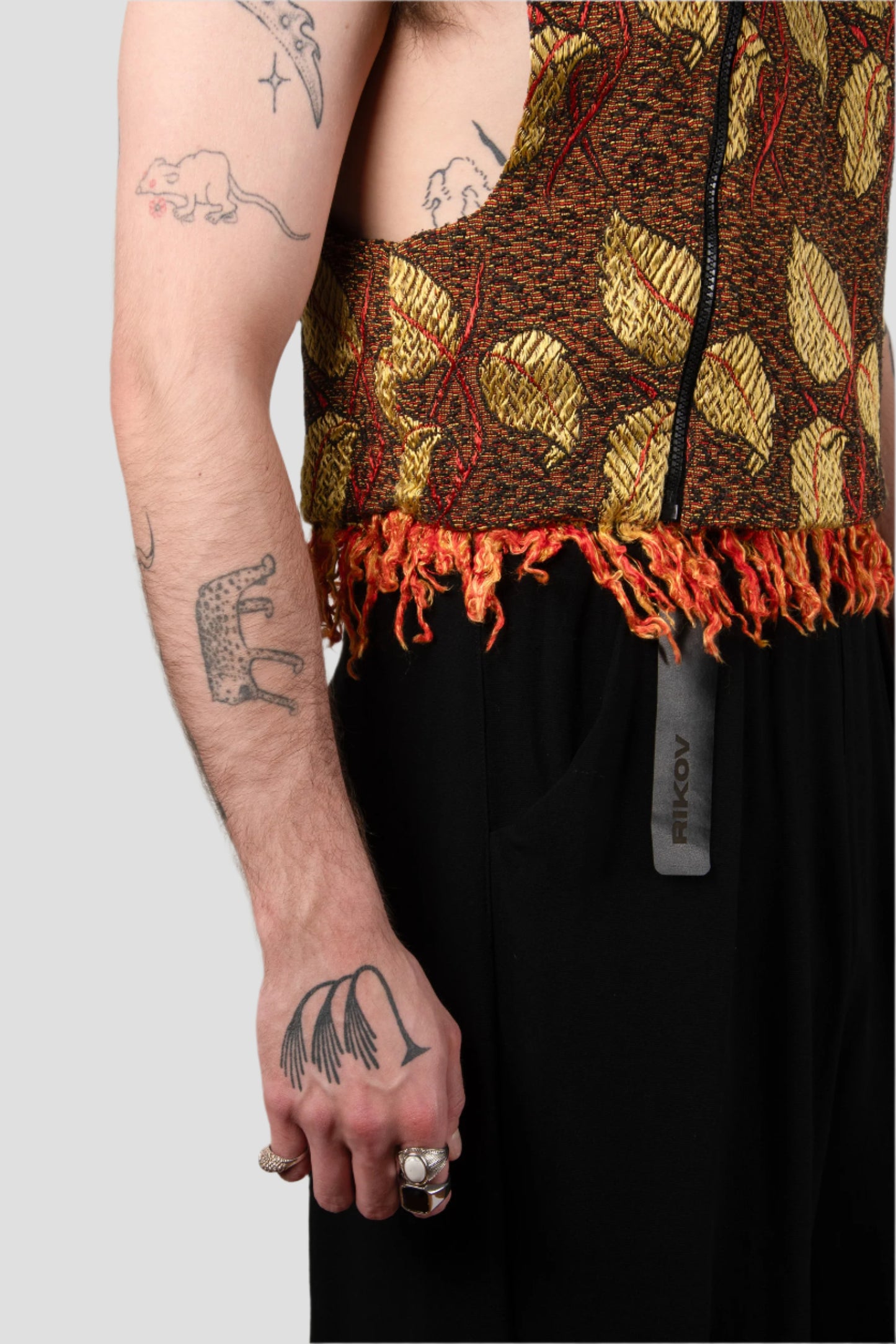 GARDEN_vest